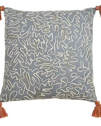 COJIN GRABADO Y BORLAS DUCK EGG BLUE